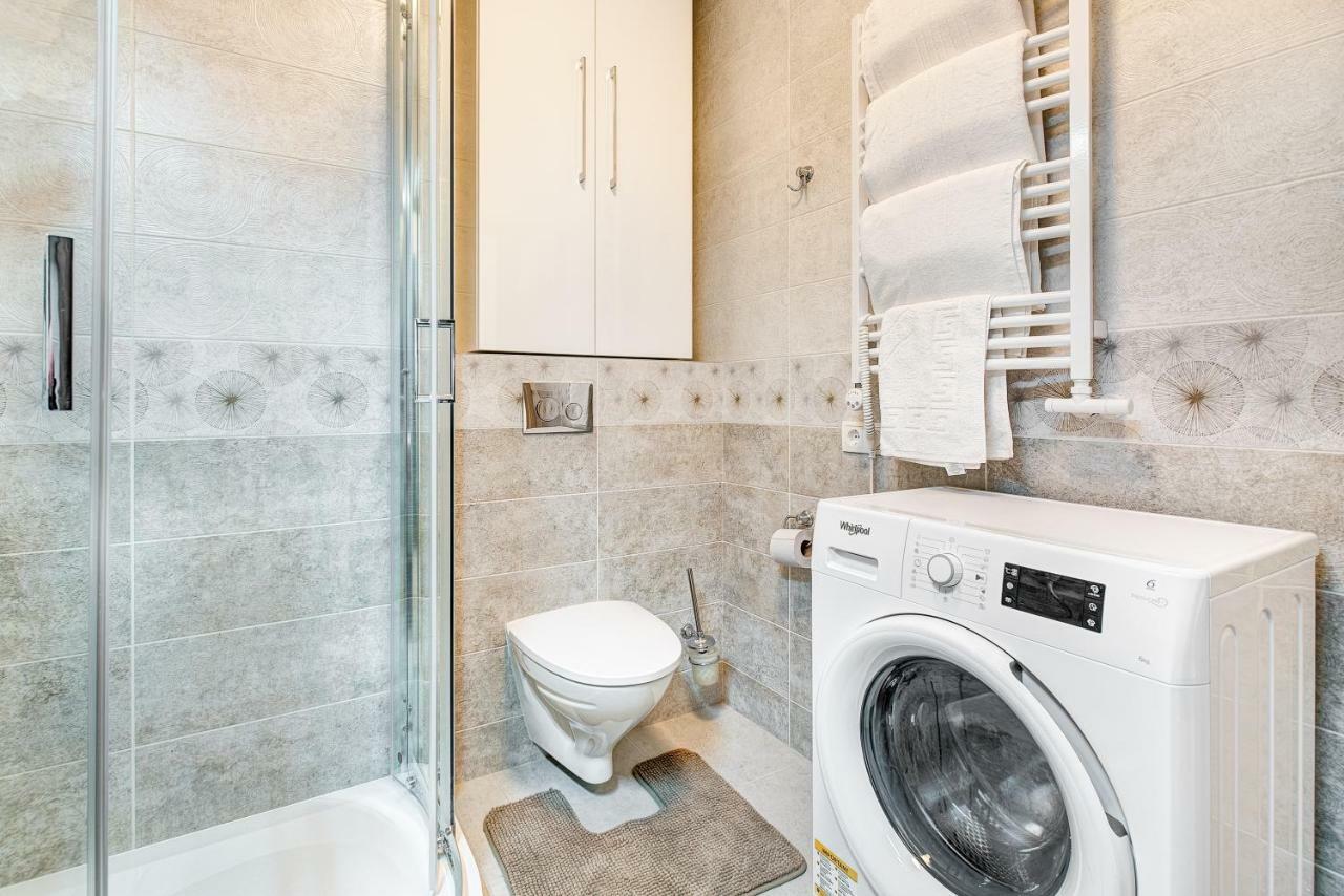 Happy Inn Studio Historic Center, Self Check-In, Ac, Parking In The Undergrnd Garage, Аеропорт Вільнюс Екстер'єр фото